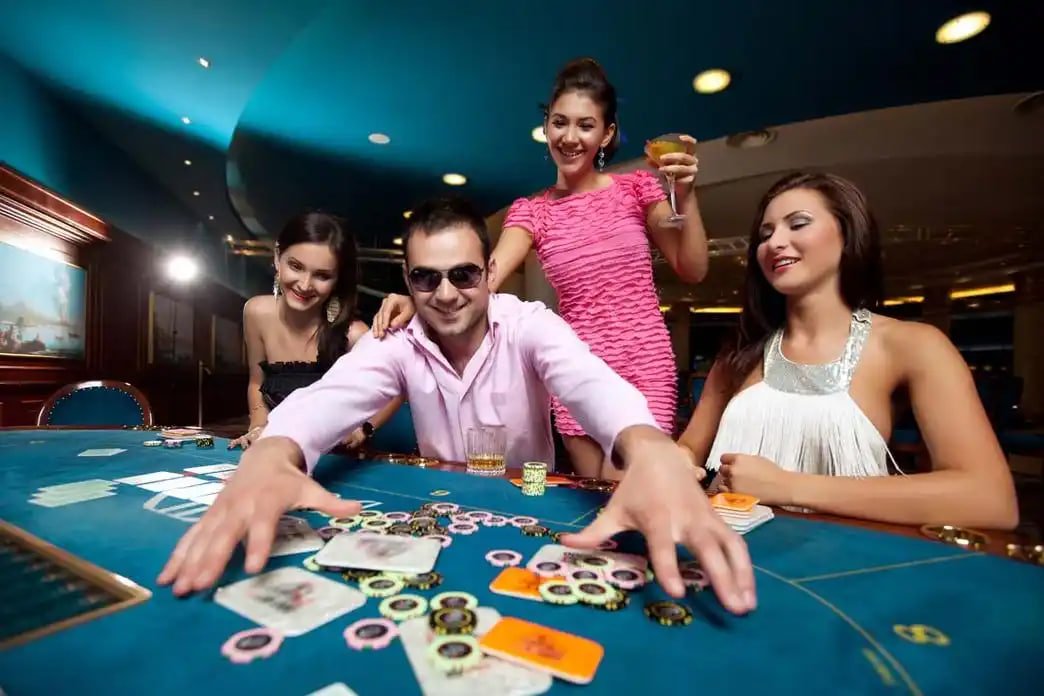aec777 Mobile APP Live Casino မြန်မာ ဖုန်းဖြင့် ကစားနည်း